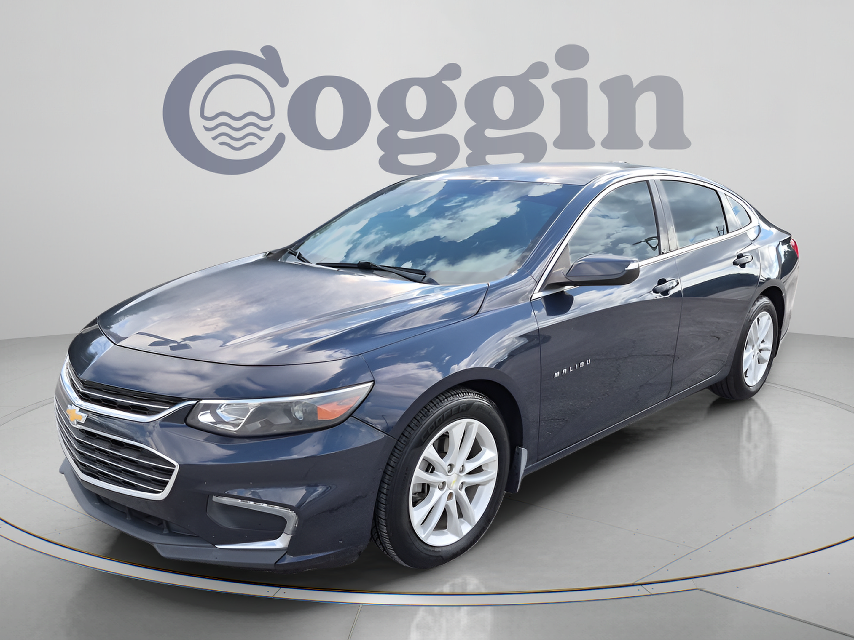 Used 2018 Chevrolet Malibu LT w/ Leather Package FWD image 1