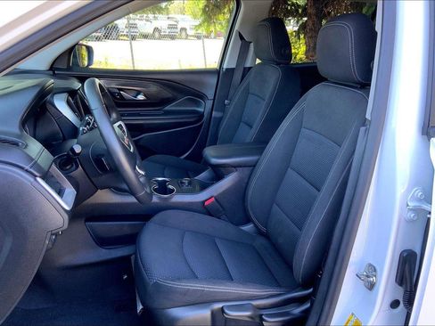 Used 2024 GMC Terrain SLE AWD/4WD image 25