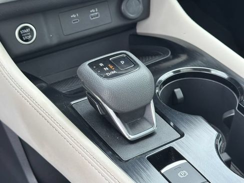 Used 2023 Nissan Rogue SL FWD image 31