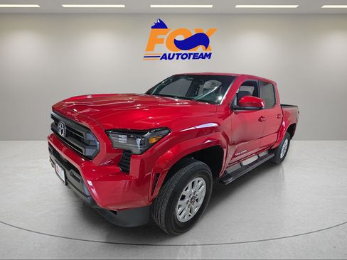 Certified 2026 Toyota Tacoma SR5 RWD image 2