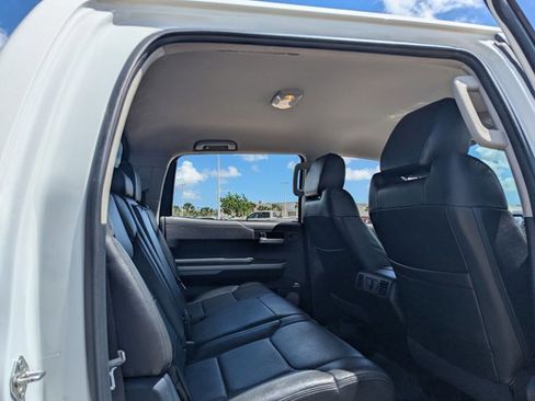 Used 2018 Toyota Tundra SR5 w/ SR5 Upgrade Package image 15