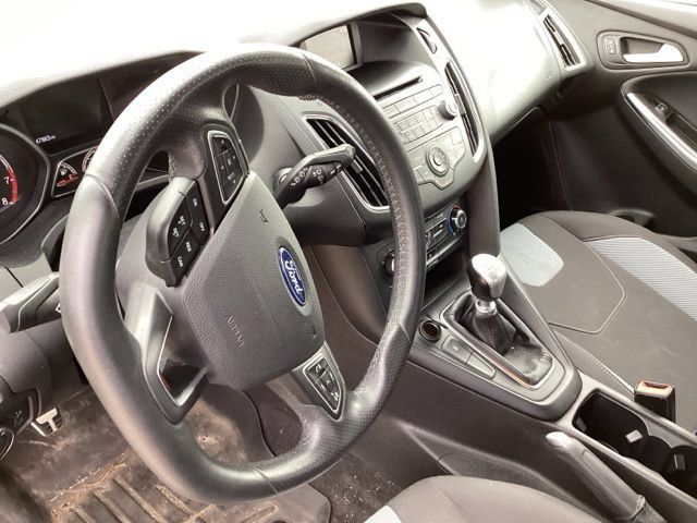 Used 2017 Ford Focus ST FWD image 28