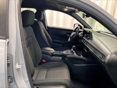 Used 2023 Honda HR-V Sport image 11