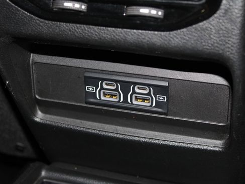 Used 2023 Jeep Grand Cherokee L Laredo image 34