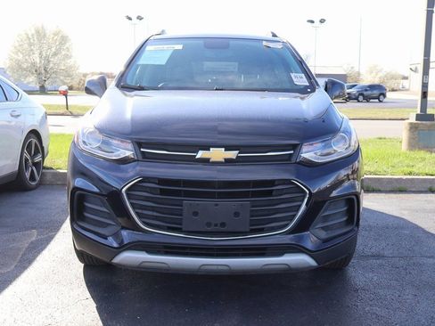 Used 2022 Chevrolet Trax LT w/ Driver Confidence Package image 8