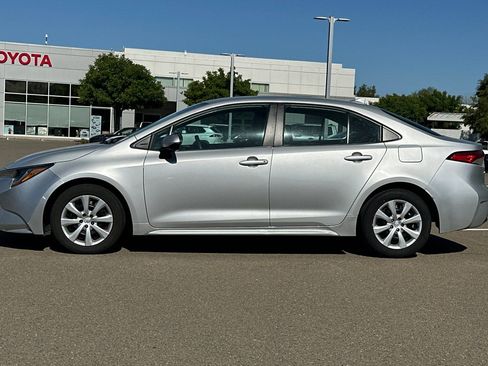Certified 2024 Toyota Corolla LE FWD image 8
