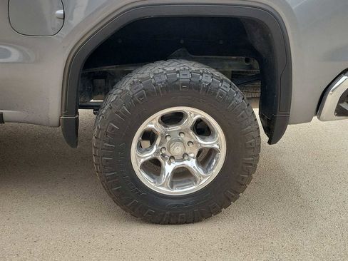 Used 2021 GMC Sierra 1500 SLT w/ X31 Off-Road Package image 4