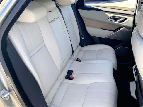 Used 2020 Land Rover Range Rover Velar R-Dynamic S image 19