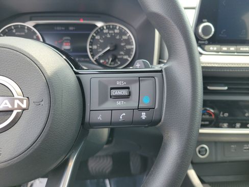 Certified 2023 Nissan Rogue SV AWD/4WD image 23
