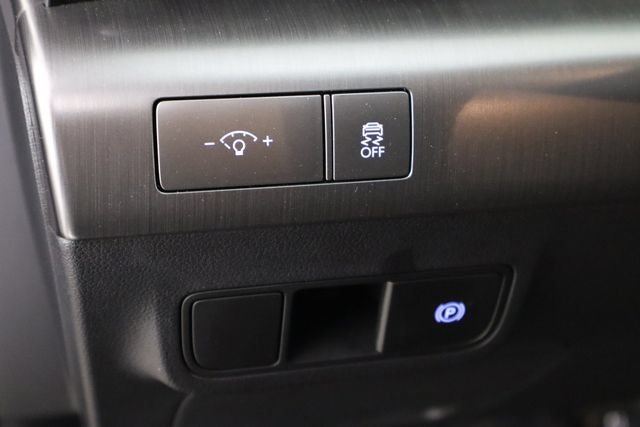 Used 2024 Hyundai Kona SEL FWD image 22