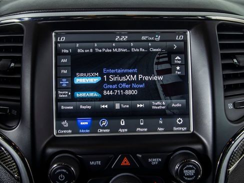 Used 2018 Jeep Grand Cherokee Trackhawk AWD/4WD image 26