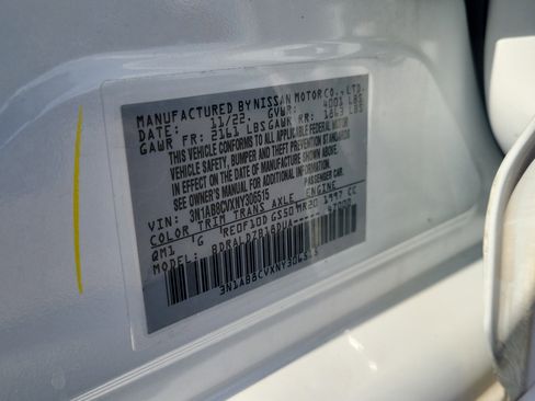 Certified 2022 Nissan Sentra SV w/ Trunk Package image 34