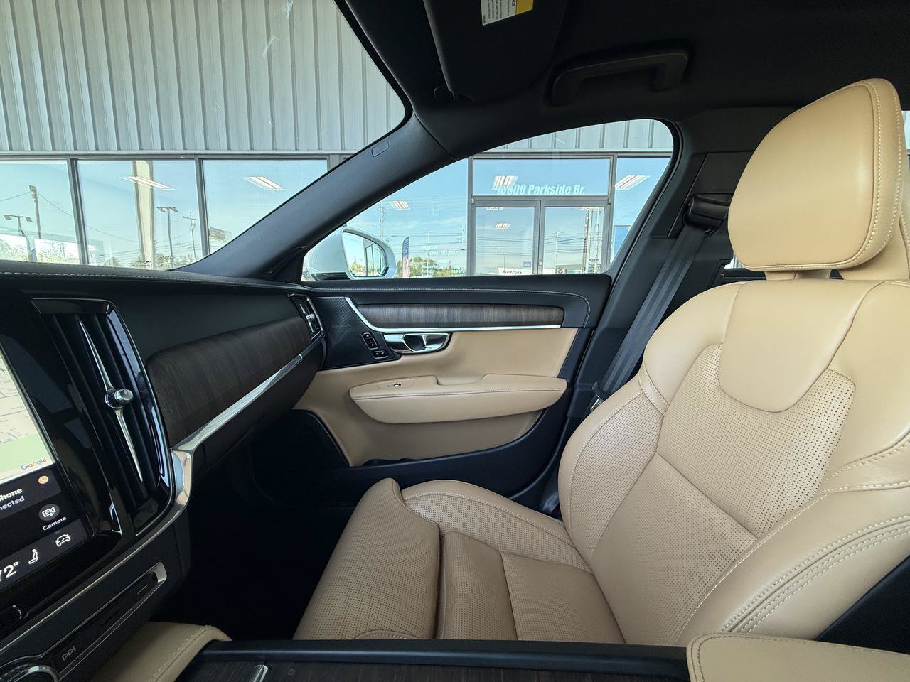 Used 2022 Volvo S90 B6 Inscription w/ Advanced Package AWD/4WD image 30