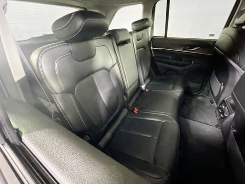 Used 2023 Jeep Grand Cherokee Limited AWD/4WD image 26