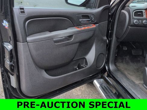 Used 2013 Chevrolet Tahoe LT w/ Luxury Package image 9