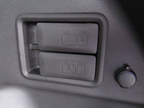 Certified 2020 GMC Terrain SLT w/ Preferred Package image 26