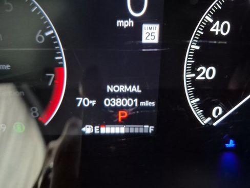 Used 2024 Honda HR-V Sport image 19