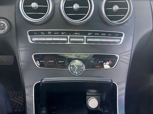 Used 2021 Mercedes-Benz C 300 Sedan w/ Driver Assistance Package image 32