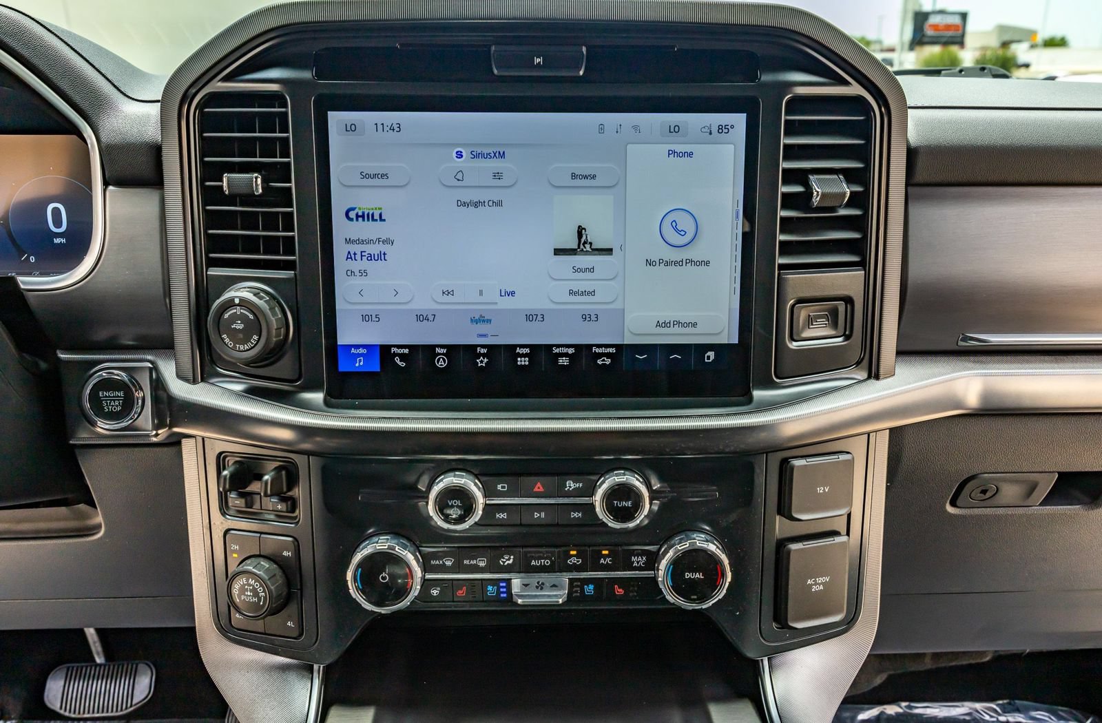 Used 2025 Ford F150 Platinum AWD/4WD image 25