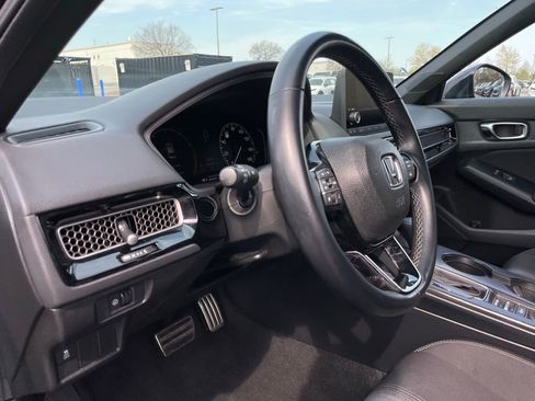 Certified 2025 Honda Civic Sport image 27