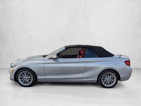 Used 2016 BMW 228i Convertible image 8