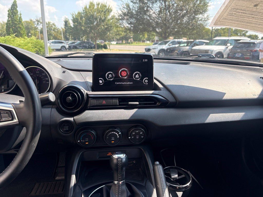 Used 2021 MAZDA MX-5 Miata Sport RWD image 28