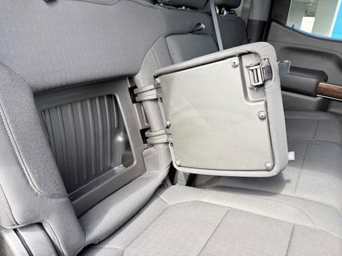 Used 2020 GMC Sierra 1500 Elevation w/ Elevation Value Package image 15