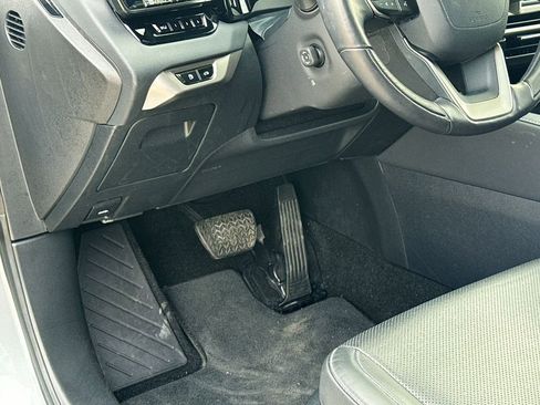 Used 2024 Lexus RX 350 Premium w/ Accessory Package (Z1) image 18