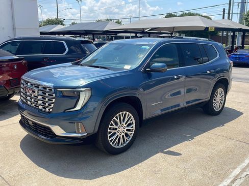 Used 2025 GMC Acadia Denali w/ LPO, Floor Liner Package AWD/4WD image 1