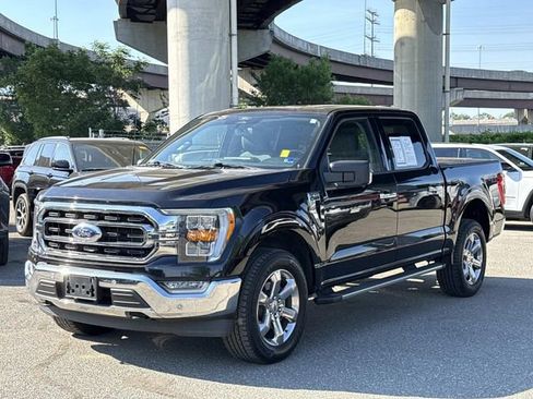 Used 2022 Ford F150 XLT w/ Equipment Group 302A High AWD/4WD image 6