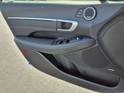 Used 2023 Hyundai Sonata Limited image 19