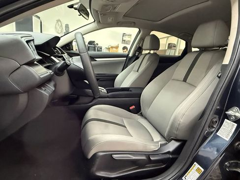 Used 2016 Honda Civic EX image 13