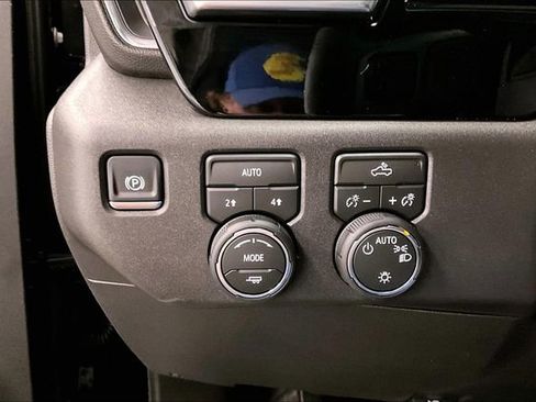 Used 2026 Chevrolet Silverado 1500 LT AWD/4WD image 37