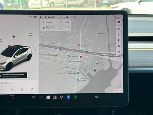 Used 2021 Tesla Model Y Performance AWD/4WD image 16