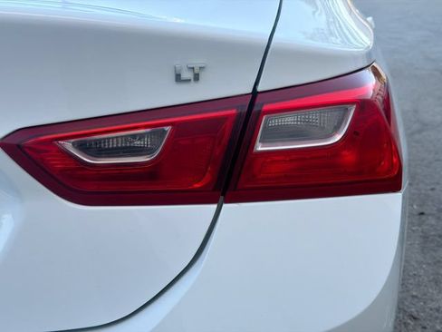 Used 2025 Chevrolet Malibu LT FWD image 25