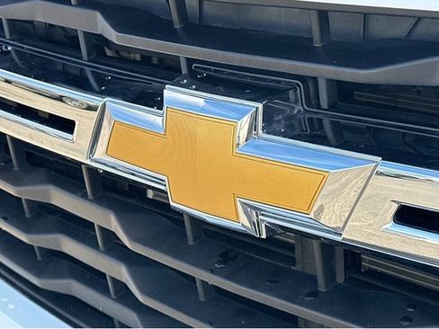 Certified 2025 Chevrolet Silverado 2500 LT w/ Convenience Package image 37