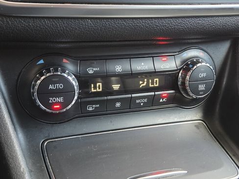 Used 2019 Mercedes-Benz GLA 250 image 32