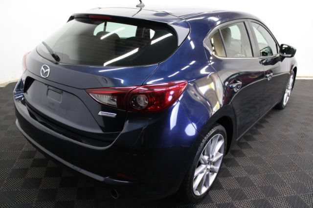 Used 2017 MAZDA MAZDA3 Touring FWD image 6