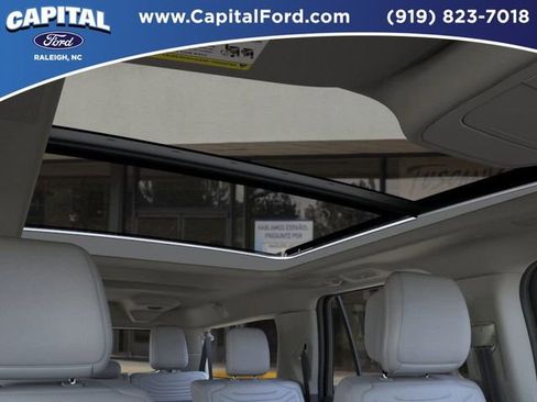 New 2026 Ford Expedition Max Platinum image 22