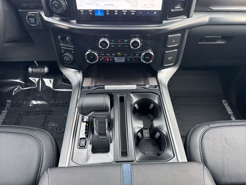 New 2025 Ford F150 Platinum w/ FX4 Off-Road Package image 31
