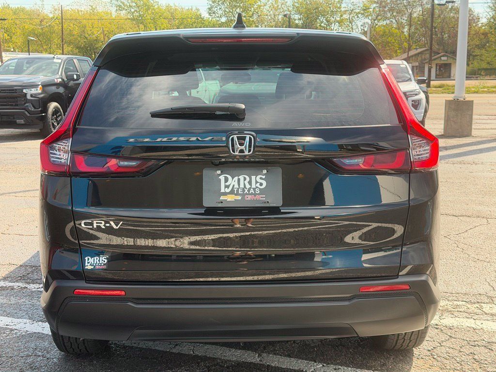 Used 2024 Honda CR-V LX image 5