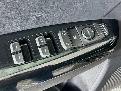 Used 2020 Kia Sportage SX image 15