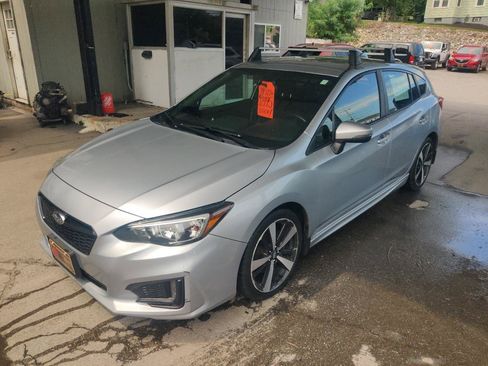 Used 2019 Subaru Impreza 2.0i Sport AWD/4WD image 2