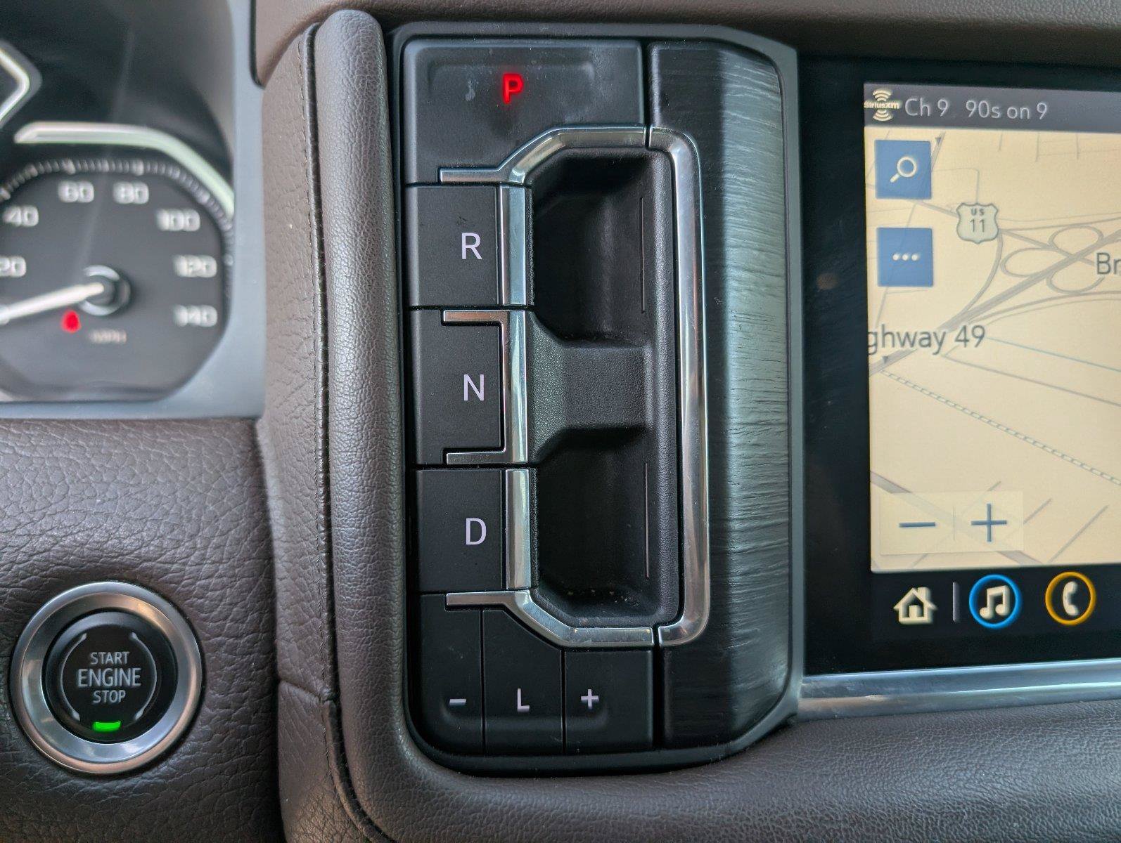 Used 2021 GMC Yukon Denali w/ Denali Premium Package RWD image 23
