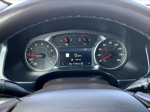 Used 2023 GMC Acadia SLT image 13