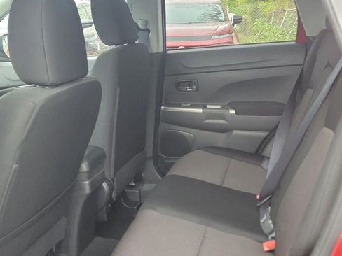 Used 2019 Mitsubishi Outlander Sport ES AWD/4WD image 16