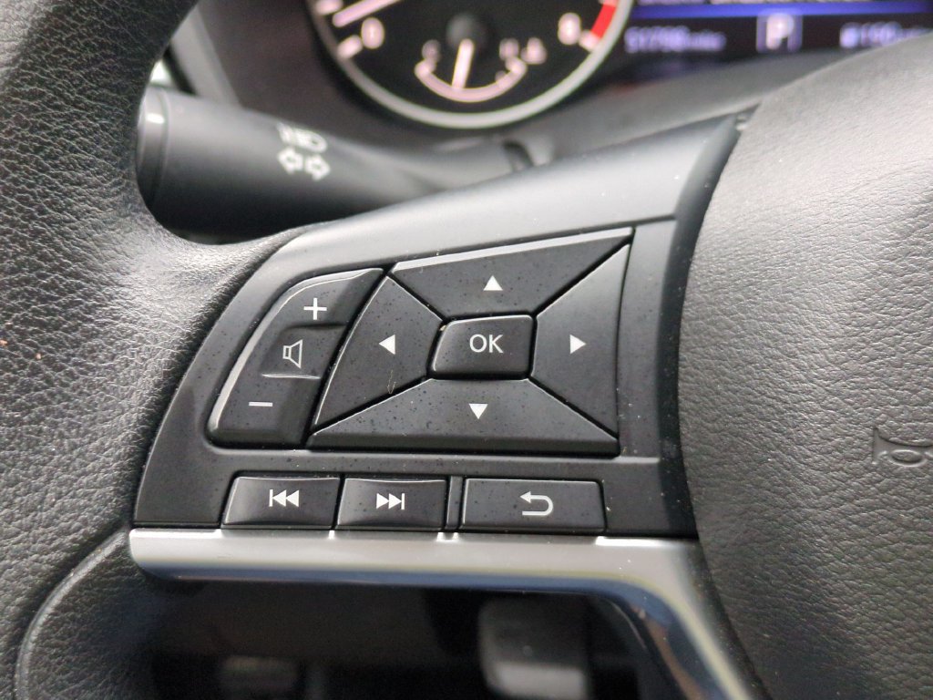 Used 2025 Nissan Altima 2.5 SV FWD image 18
