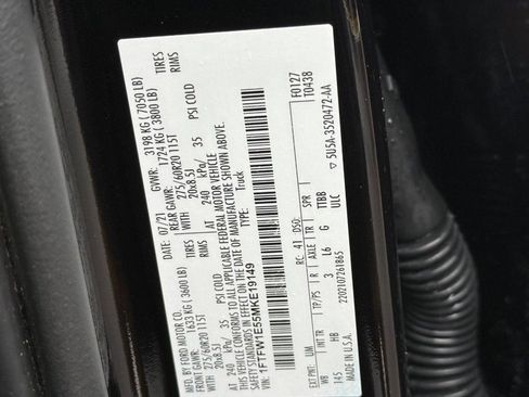 Certified 2021 Ford F150 Lariat w/ Equipment Group 502A High image 23