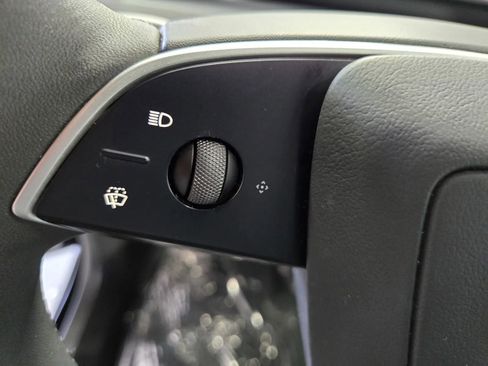 Used 2026 Tesla Model Y Long Range image 15