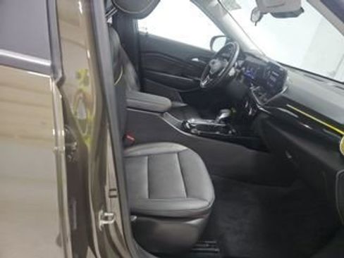 Used 2024 Chevrolet Trax ACTIV FWD image 10
